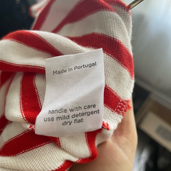 Red and white striped tshirt with embroidery size XS - Picture 4 of 4